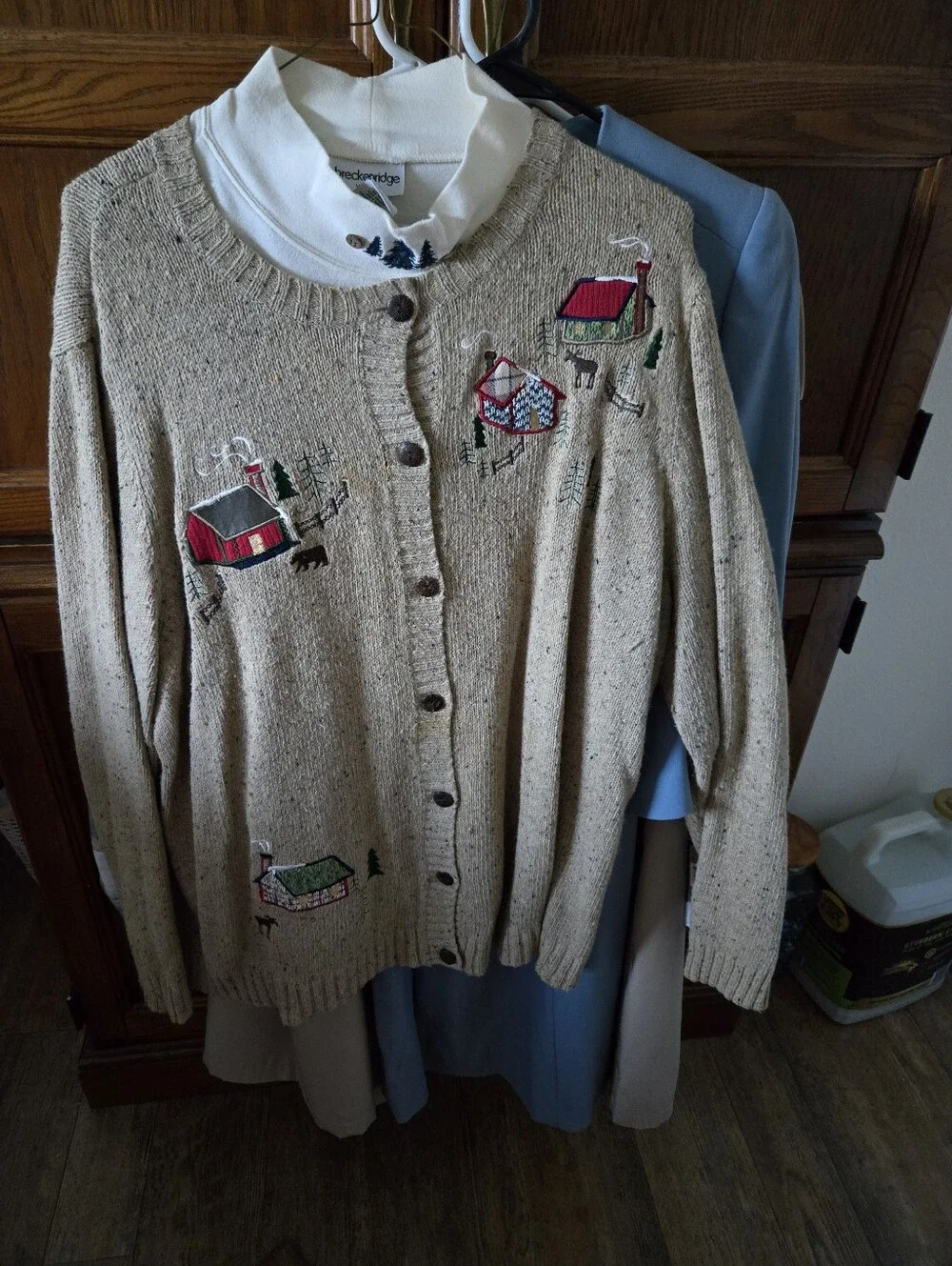 Breckenridge Beige Embroidered Cabin Cardigan with Red Accents
